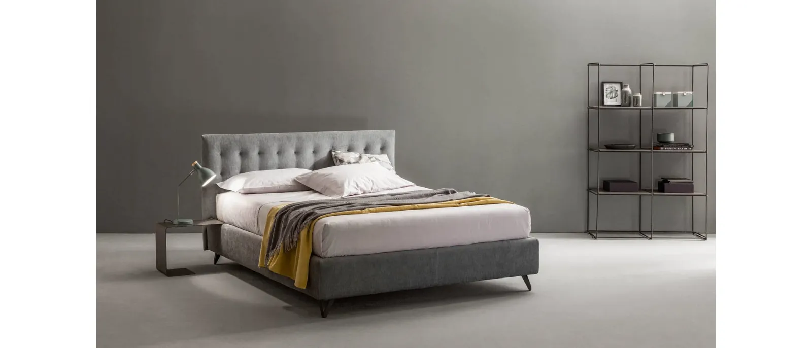 Double bed upholstered with quilted headboard Aster by Bside.