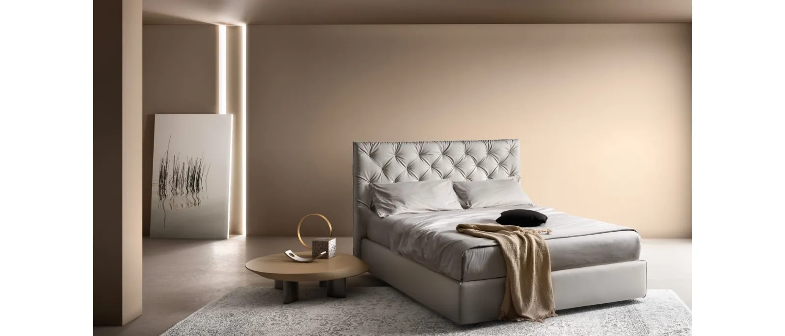 Padded bed with capitonné headboard Tender by Bside.