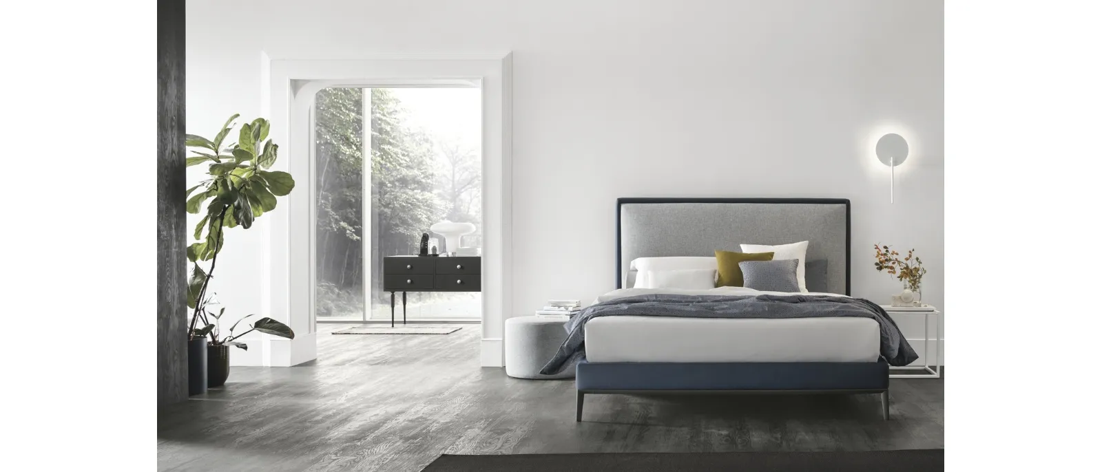 King size bed with tall headboard and low footboard Ziva by V&Nice.