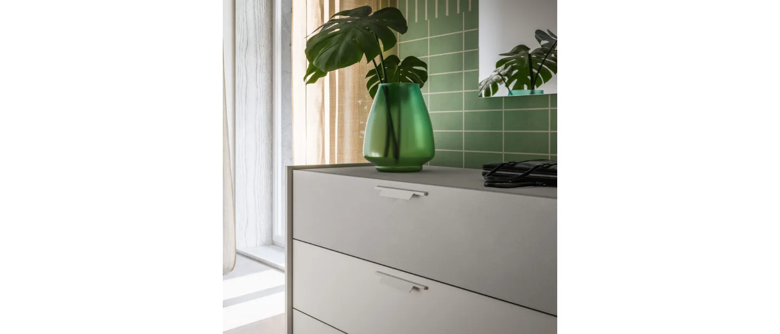 Patti chest of drawers by