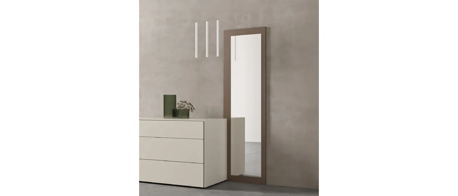 Mirror Fly by Maronese has an innovative and