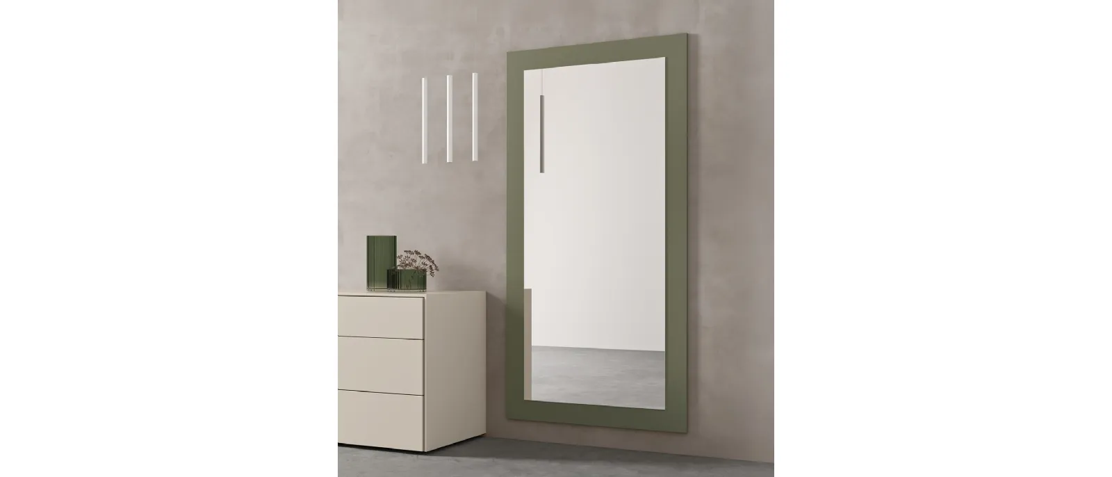 A unique composition made of a large mirror and four