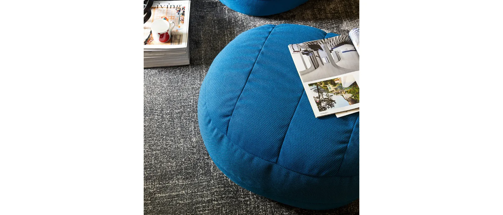 Reef fabric pouf by Connubia.