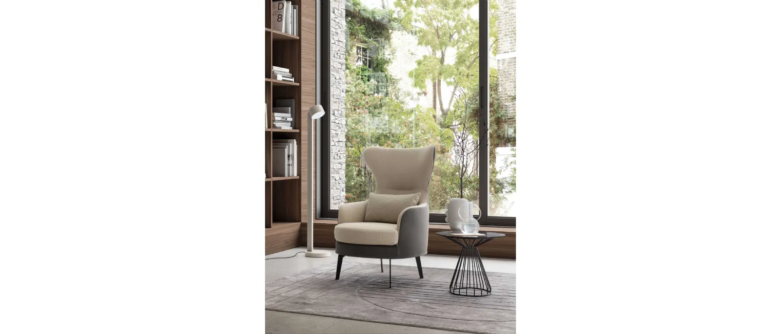 It is the first chair created by Paola Navone for Lema