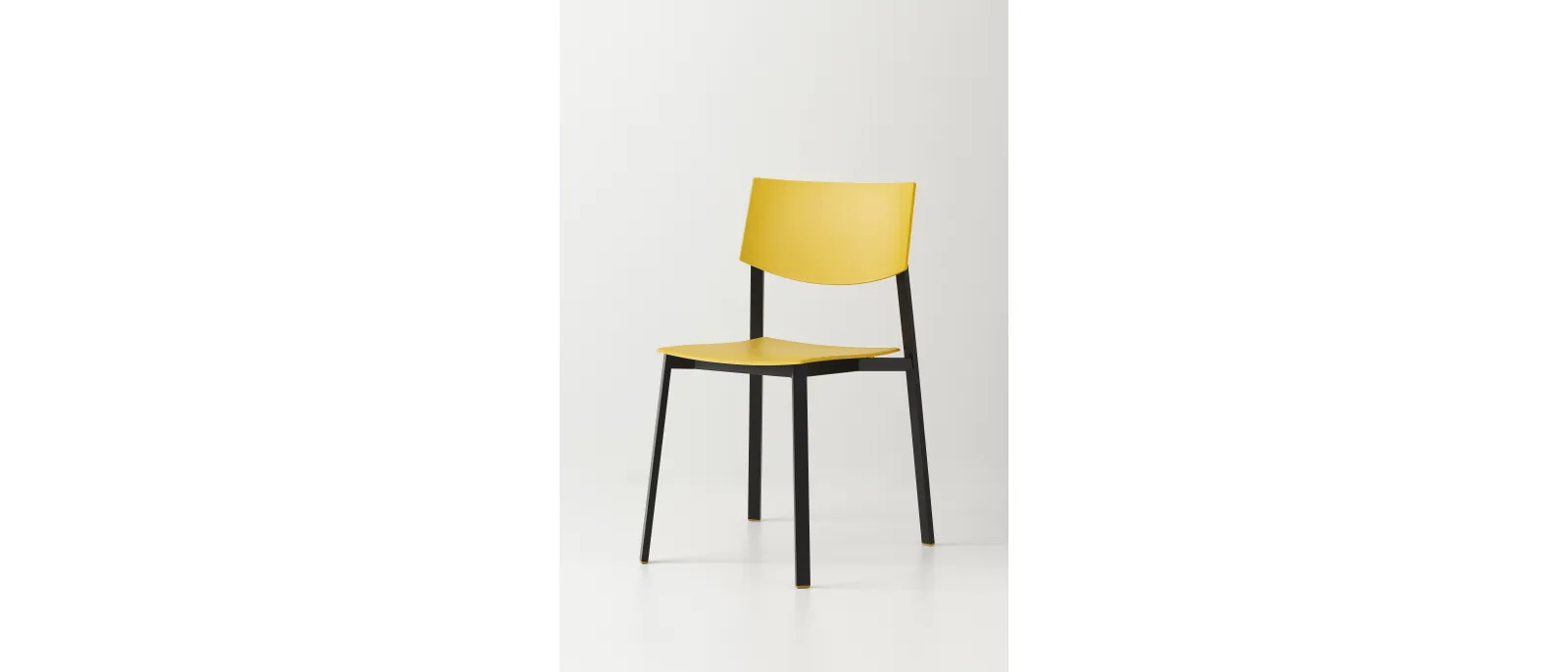 Stackable chair Beba Young by Pointhouse
