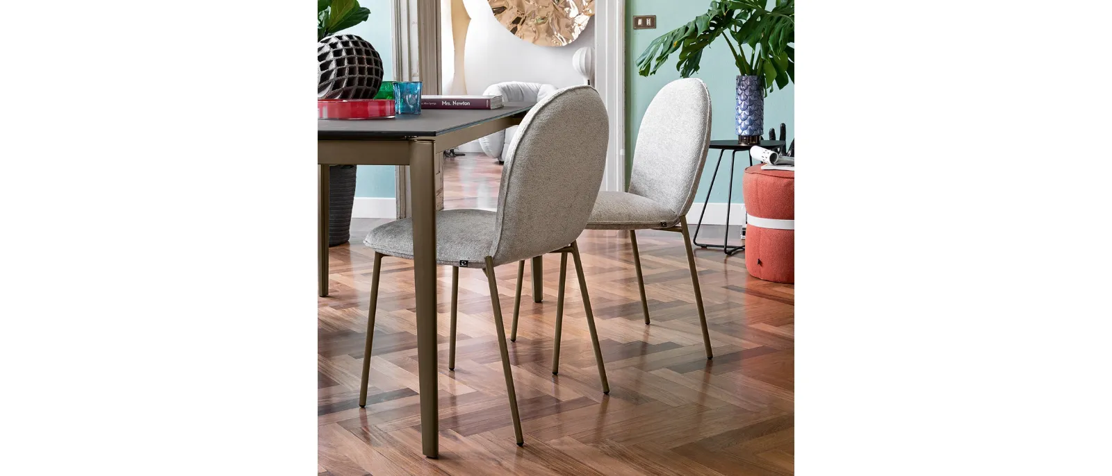 Riley Mid chair by Connubia