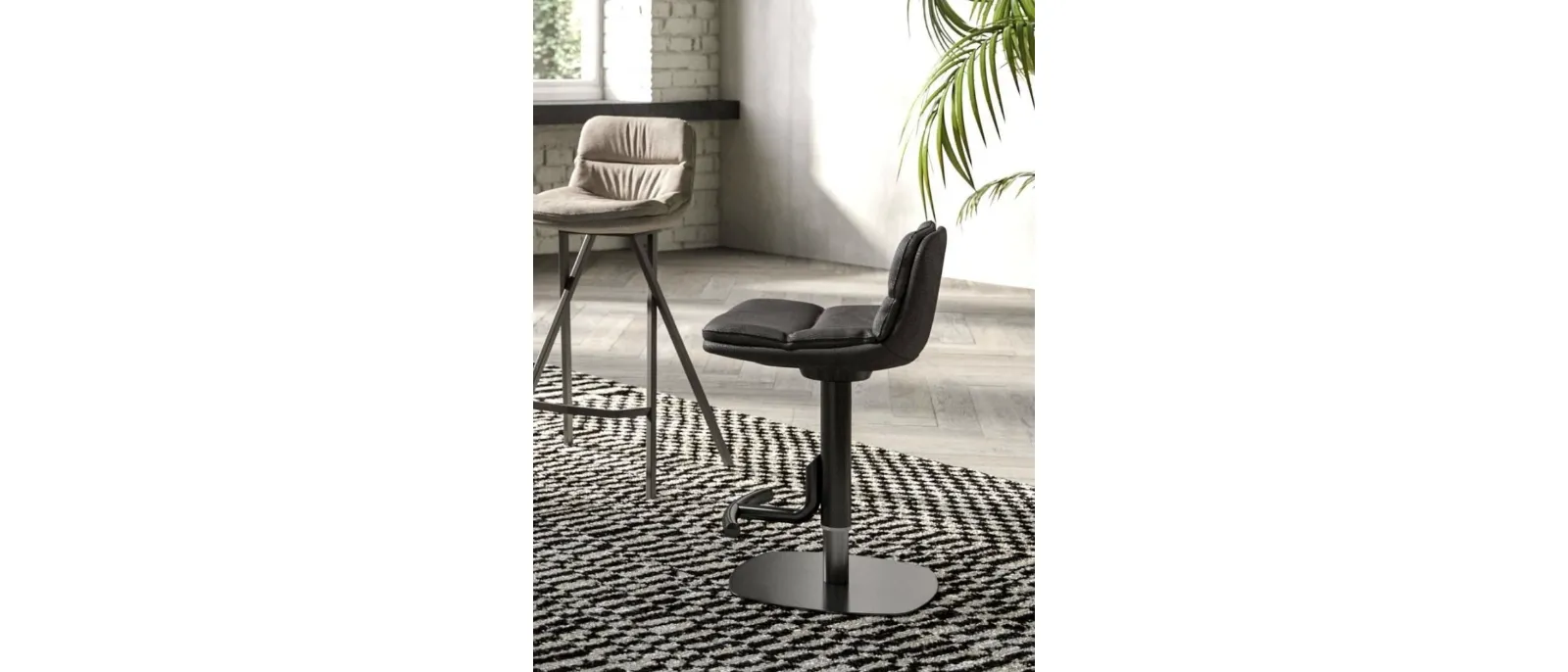 Morfeo stool by Ozzio