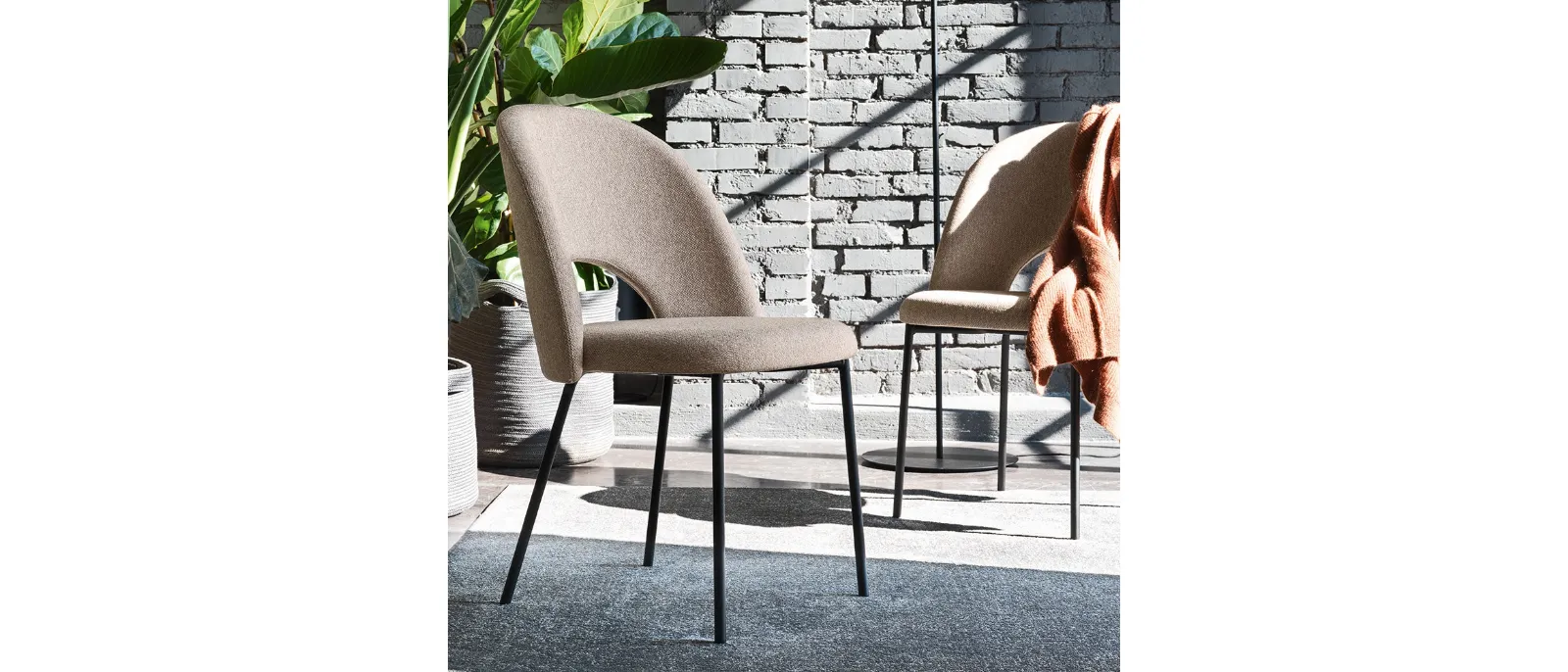 Connubia's Tuka Mid Hole Chair