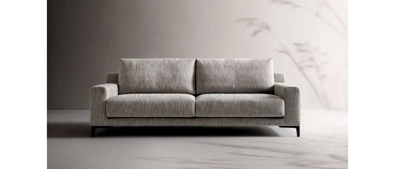 Linear sofa James by Doimo Salotti