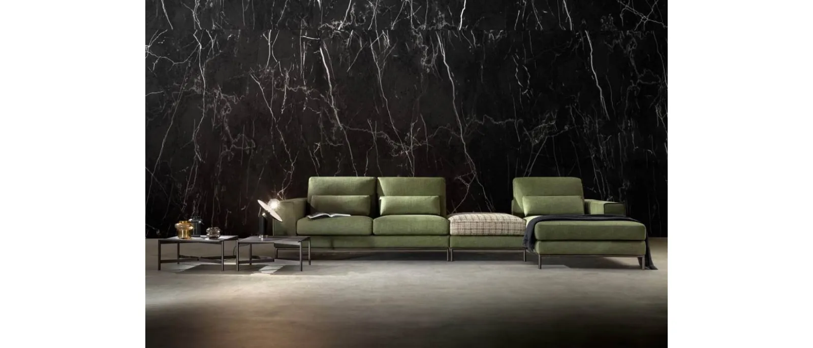 Peppy Special sofa with peninsula by Samoa.