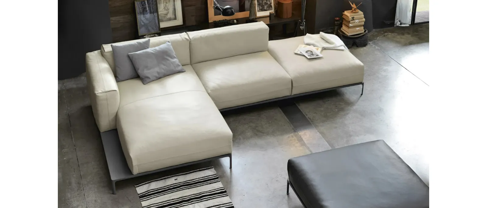 Spencer sectional sofa by Doimo Salotti.