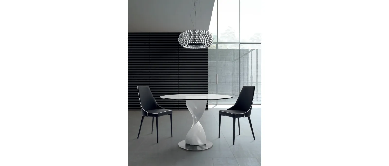 Fred round table by Di Lazzaro