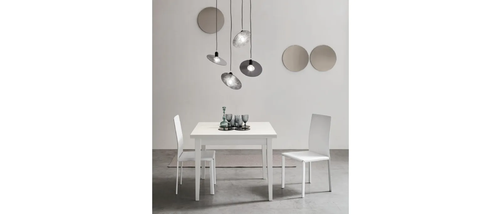 The model of the extendable table named “Icaro