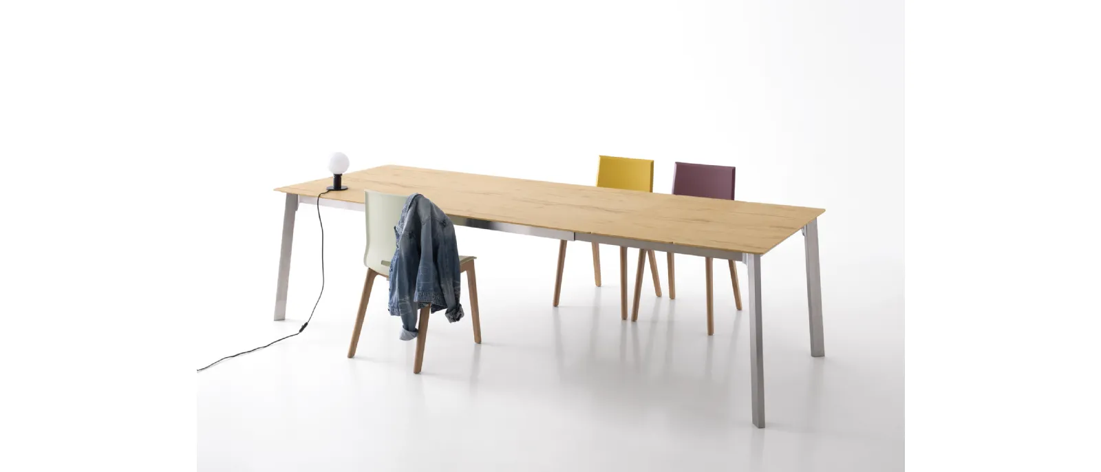 Extendable table Krono with Radiated Corners by Pointhouse