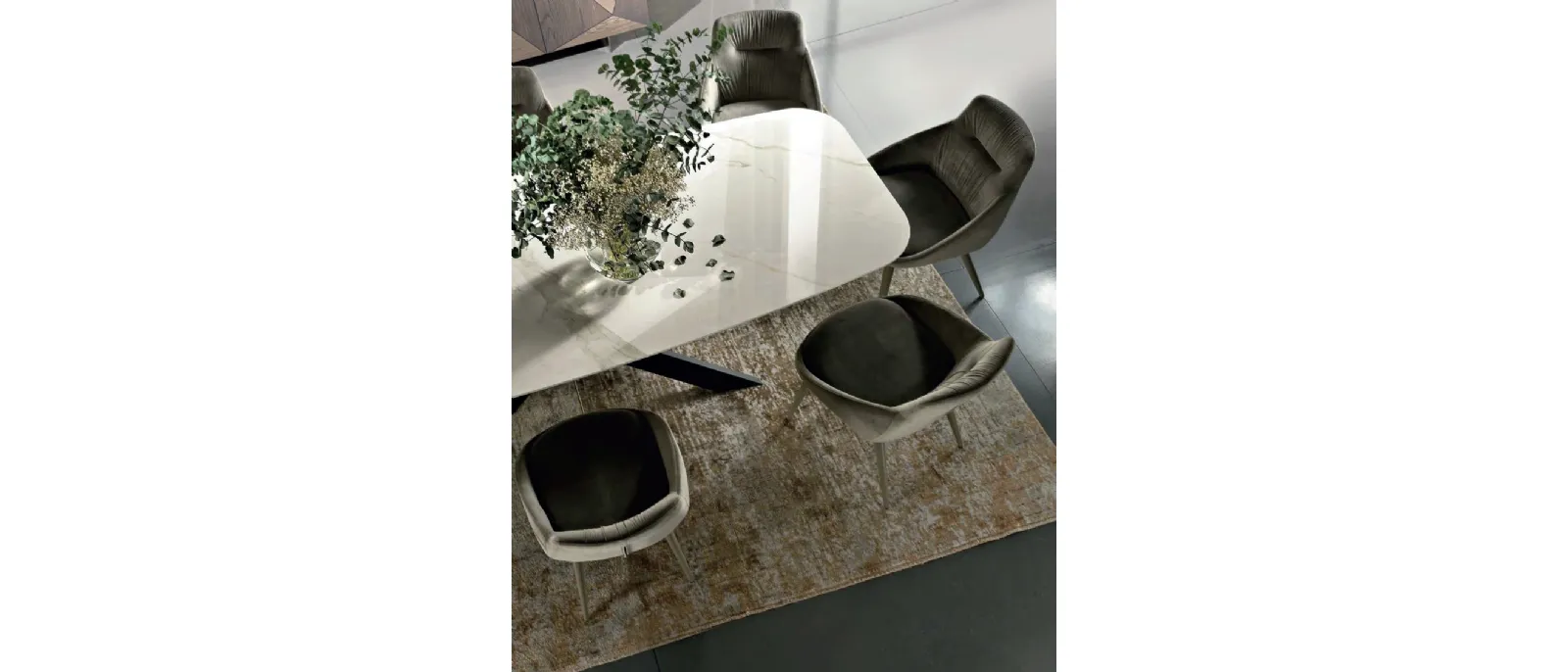 Spring table by Di Lazzaro