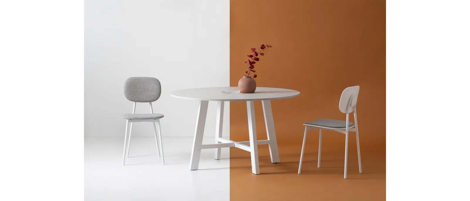 Thor table, 130 diameter by Pointhouse.