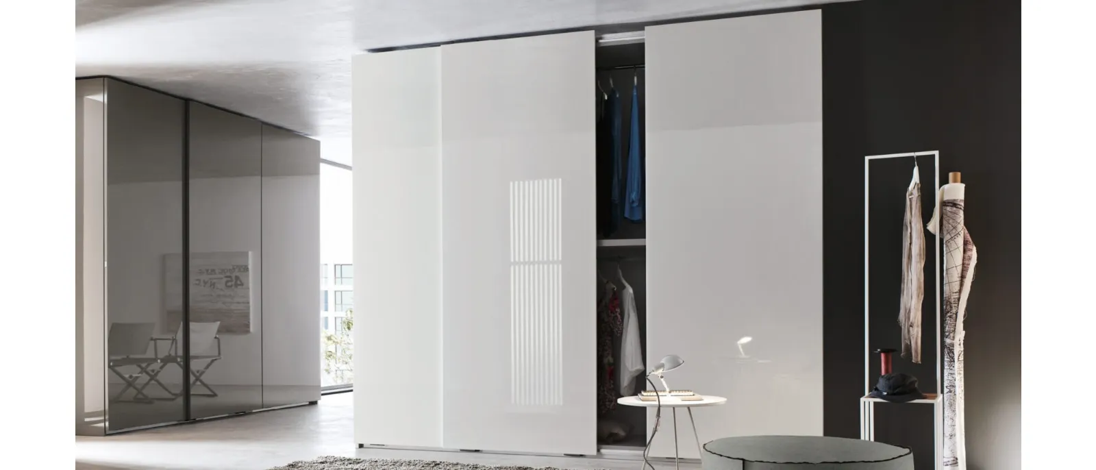 The Wall Scrolling system is an alternative to the typical sliding
